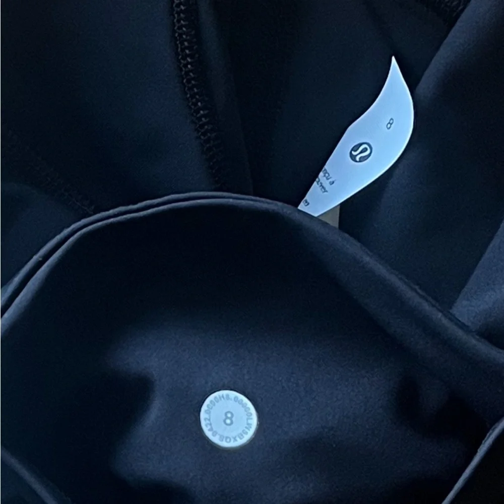 Lululemon Fast and Free HR Tight 25” in Black - Picture 3 of 11